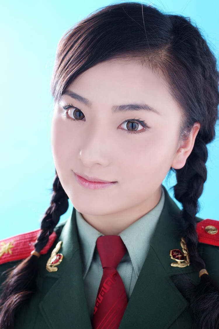 中國最漂亮的女兵照片第一名——展現(xiàn)英雄之美與榮耀印記，中國女兵第一名，榮耀印記與英雄之美的璀璨瞬間
