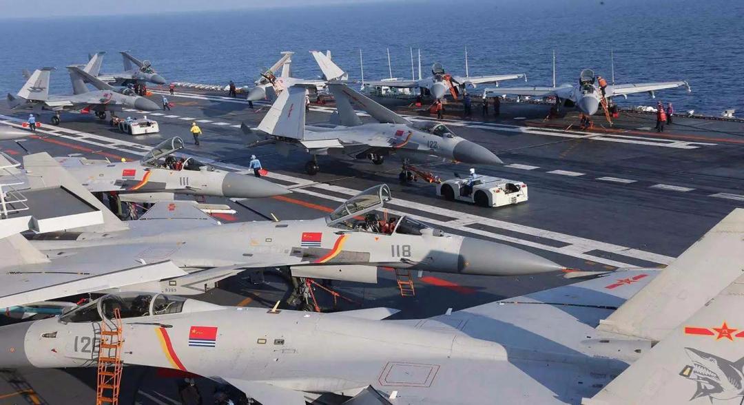 中國同時開建四艘航母，全球海軍建設的新里程碑，中國四艘航母同時開建，全球海軍建設邁入新紀元
