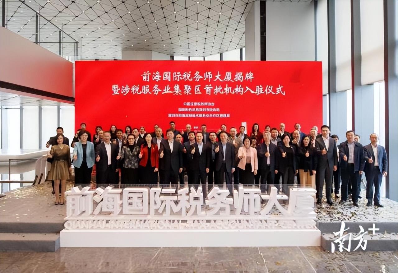 獨(dú)家爆料2025年香港正版資料免費(fèi)大全——一站式獲取所有資源！，獨(dú)家爆料，2025年香港正版資料大全——免費(fèi)獲取所有資源一站式平臺(tái)！