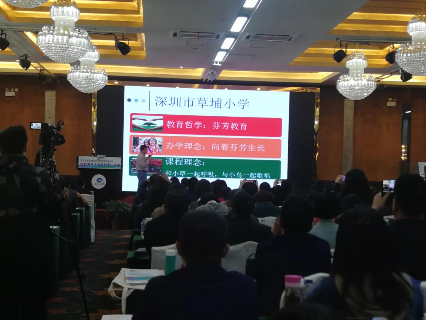 芳草地免費(fèi)資料論壇——探索、分享與成長的聚集地，芳草地免費(fèi)資料論壇，探索、分享與成長的樂園