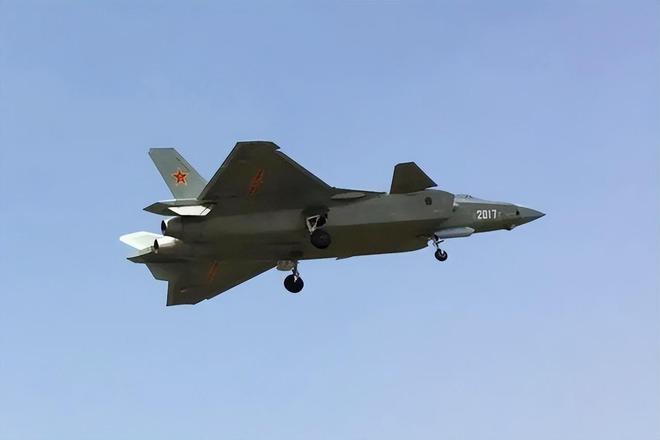 揭秘殲-22戰(zhàn)斗機的卓越性能與獨特優(yōu)勢，揭秘殲-22戰(zhàn)斗機的性能優(yōu)勢與獨特之處