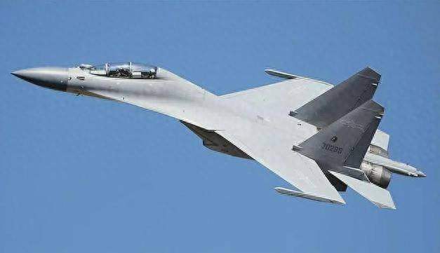 殲-11戰(zhàn)機，幾代戰(zhàn)機中的佼佼者，殲-11戰(zhàn)機，幾代戰(zhàn)機中的翹楚