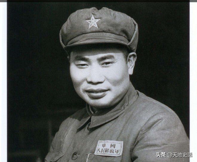 少將軍銜最厲害之處，深度解讀其背后所蘊(yùn)含的三重力量，揭秘少將軍銜背后的三重力量，權(quán)威、榮耀與深度影響力