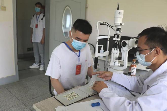 征兵體檢不去是否算自動放棄？解讀相關政策和注意事項，解讀征兵體檢政策，不參加體檢是否視為自動放棄？注意事項詳解