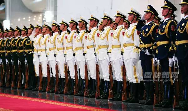 三軍儀仗隊(duì)視頻，展現(xiàn)榮耀與力量的盛大儀式，三軍儀仗隊(duì)盛大儀式，榮耀與力量的展現(xiàn)
