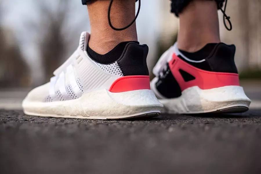 一碼一特，探索獨(dú)特的數(shù)字世界與無限可能，一碼一特，探索數(shù)字世界的獨(dú)特性與無限可能