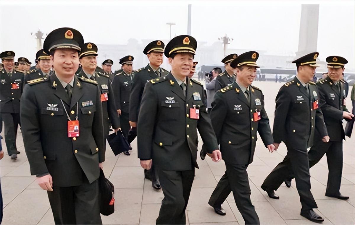 七大軍區(qū)總司令及其歷史背景簡介，七大軍區(qū)總司令及其歷史背景概覽