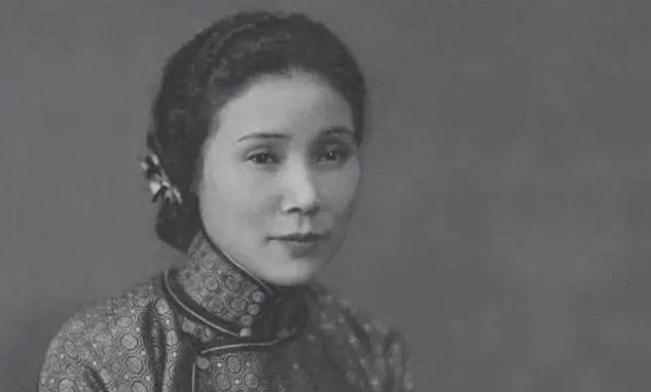 中國最漂亮的女將軍——英勇與美麗的完美結合，中國女將軍的英勇與美麗，典范中的典范