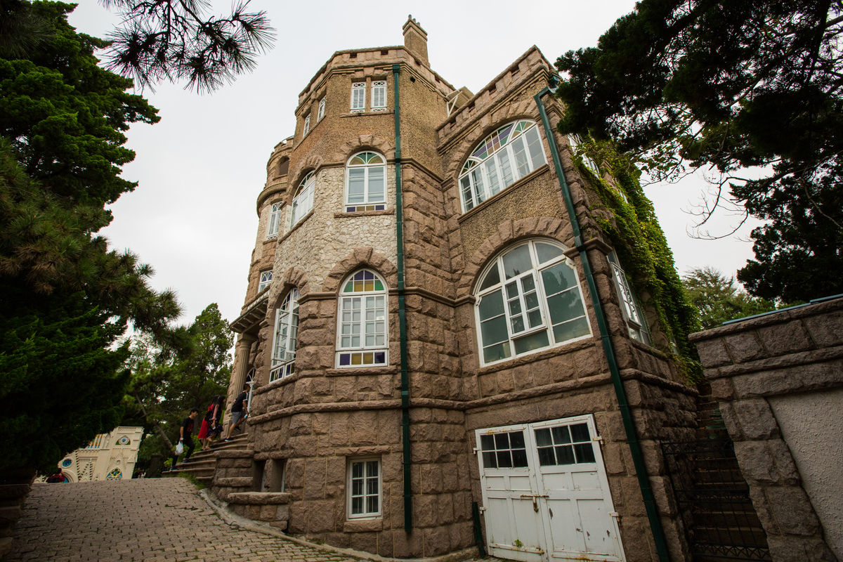 青島八大關，歷史與風景的完美融合，青島八大關，歷史與風景的和諧交融
