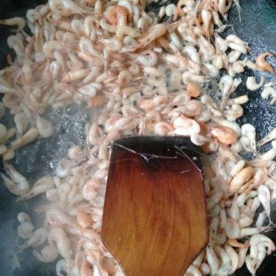 揭秘反復(fù)發(fā)紅背后的原因與應(yīng)對(duì)之策，揭秘皮膚反復(fù)發(fā)紅的原因及應(yīng)對(duì)方法