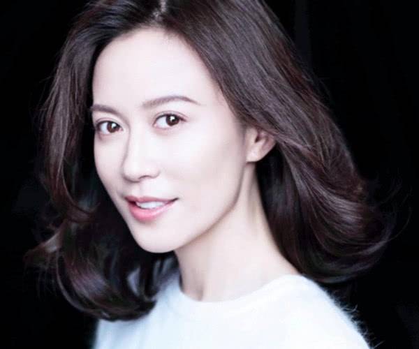 揭秘有緋聞的女演員明星的世界，揭秘緋聞女星的世界