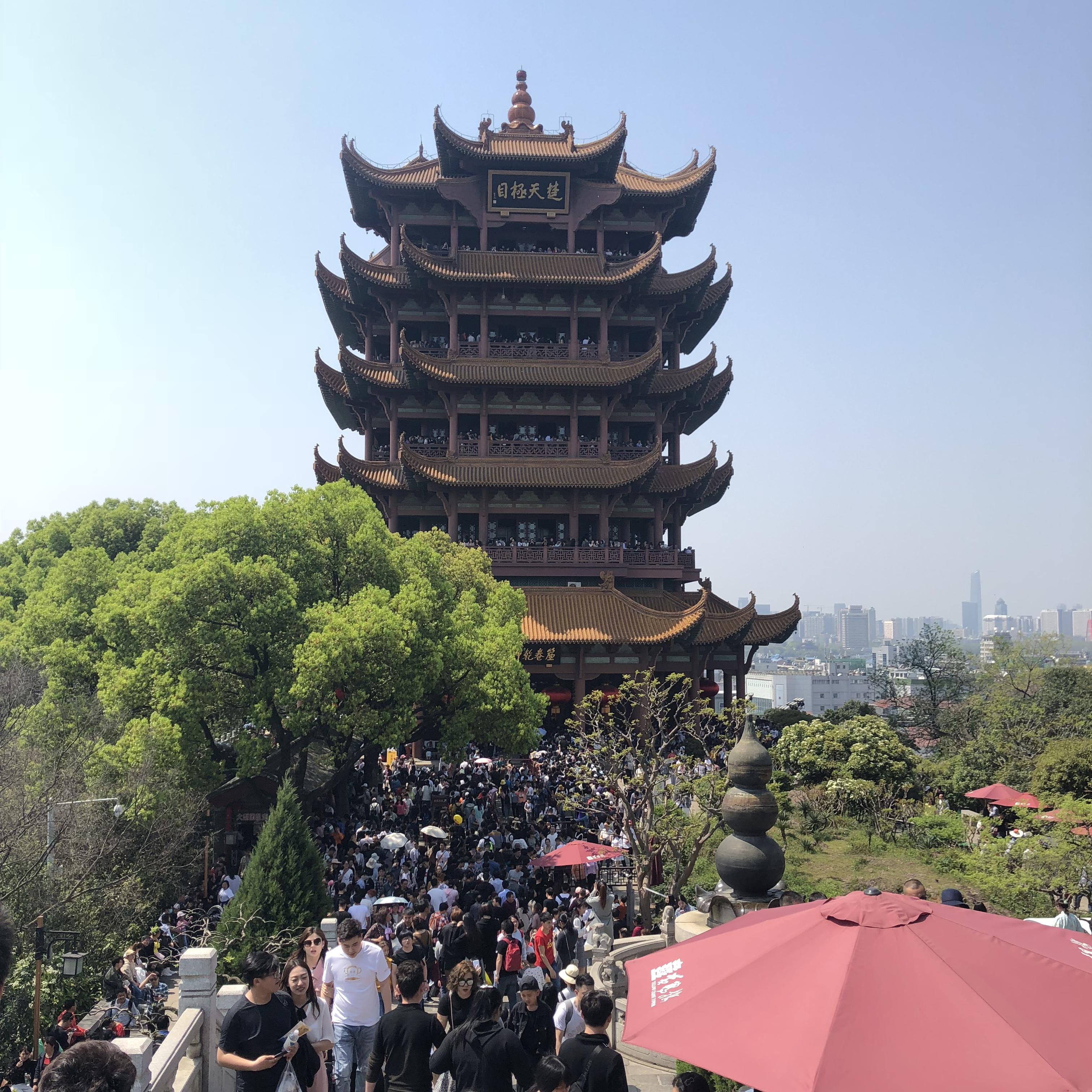 大學(xué)生窮游適合去哪里——國內(nèi)最佳窮游目的地推薦，國內(nèi)最佳窮游目的地推薦，大學(xué)生窮游好去處