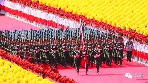 國慶閱兵是每年一次嗎？——深度解析與探討，深度解析與探討，國慶閱兵是否為每年例行活動？