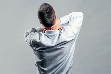 落枕了如何迅速恢復(fù)？全面指南幫你解決煩惱，落枕全面解決指南，如何快速恢復(fù)，告別煩惱？
