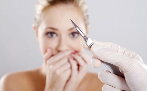 鼻息肉長什么樣子？圖片解析帶你深入了解鼻息肉的形態(tài)特征，鼻息肉的形態(tài)特征解析，圖片帶你深入了解鼻息肉長什么樣？