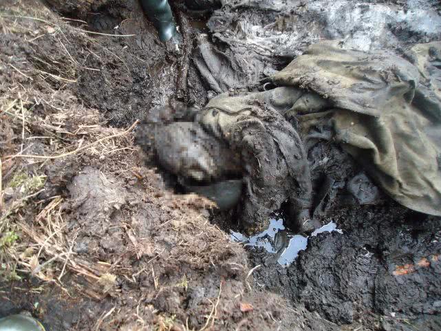 關(guān)于俄烏戰(zhàn)場女兵死尸圖片的探討與反思,俄烏戰(zhàn)場女兵死尸圖片引發(fā)的探討與反思