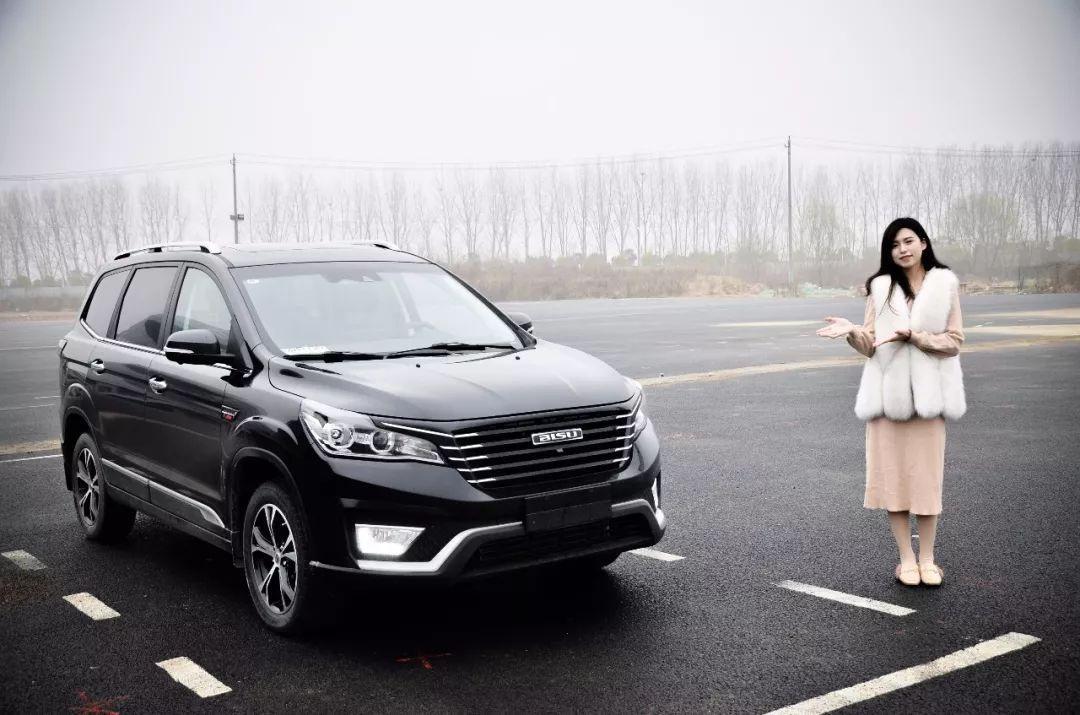 真的黃曉明去哪里了？——天涯社區(qū)熱議揭秘，天涯社區(qū)熱議揭秘，黃曉明究竟身在何處？