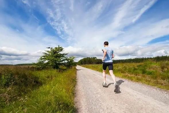 跑步的好處及最佳時(shí)間，探索健康生活的秘密武器，跑步，探索健康生活的秘密武器，好處與最佳時(shí)間解析