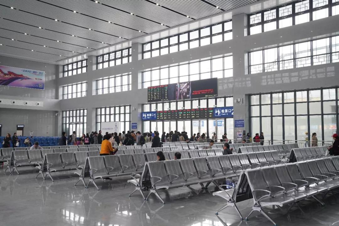 輕松掌握高鐵動車信息，12306高鐵動車查詢指南，12306高鐵動車查詢指南，輕松掌握出行信息