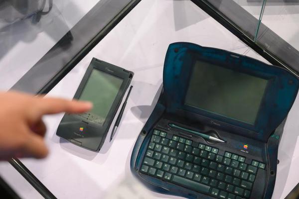 劉伯溫資料四肖選一肖，揭秘傳奇人物劉伯溫的一生，揭秘傳奇人物劉伯溫的一生，四肖選一劉伯溫資料全解析