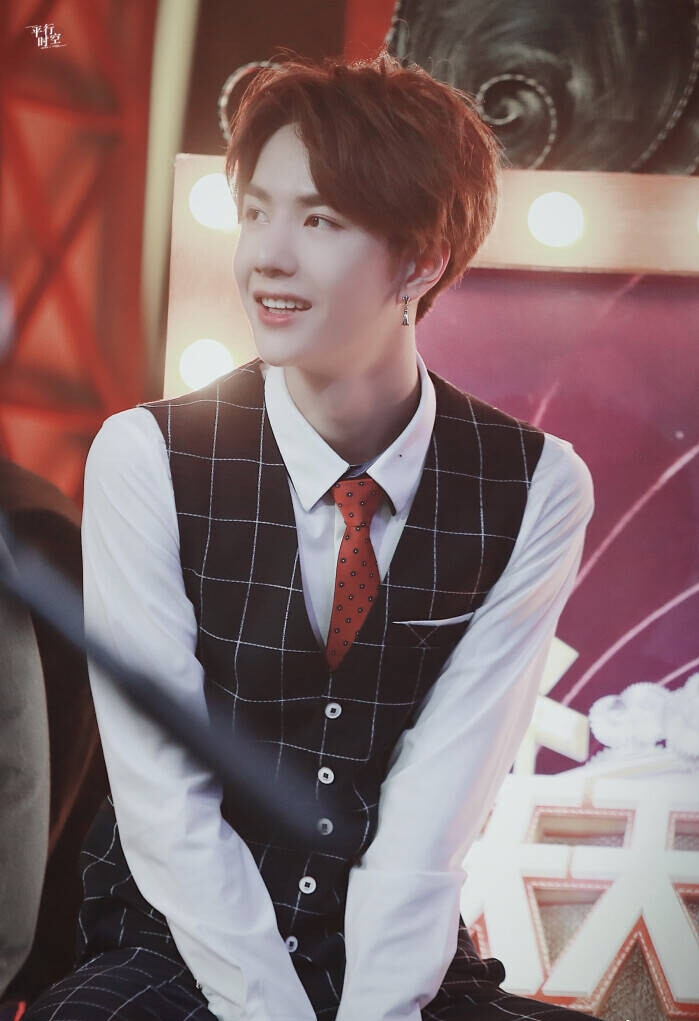 揭秘白小姐、王中王與肖中特王，背后的故事與SEO奧秘，揭秘白小姐、王中王與肖中特王背后的故事與SEO奧秘探索