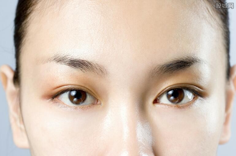 揭秘去魚尾紋最有效的方法——重塑青春光彩的秘訣，揭秘重塑青春光彩秘訣，去魚尾紋最有效的方法