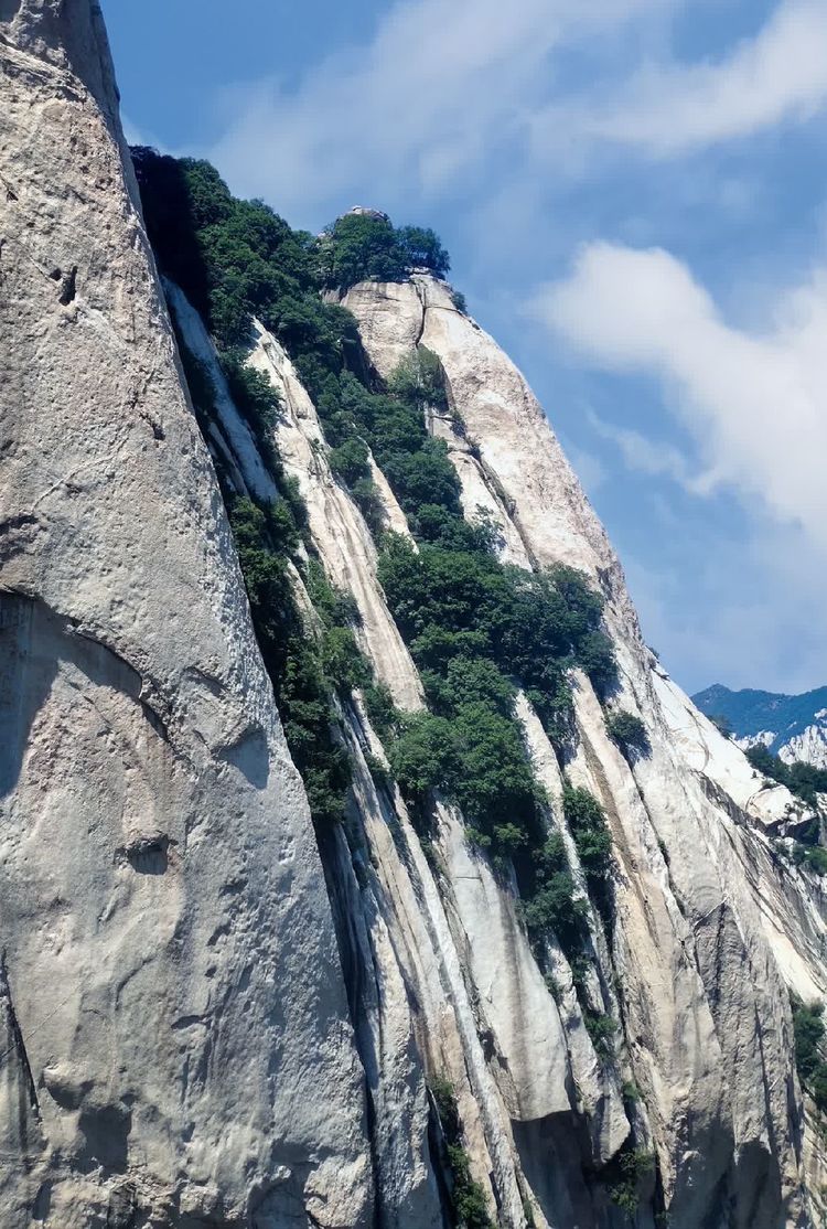 華山景區(qū)，探尋自然之美，體驗歷史之韻，華山景區(qū)，自然之美與歷史之韻的探尋之旅