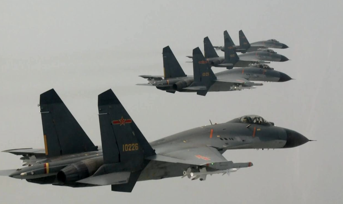 殲-11戰(zhàn)斗機(jī)數(shù)量及其在中國(guó)空軍中的地位，殲-11戰(zhàn)斗機(jī)數(shù)量及在中國(guó)空軍中的地位與影響