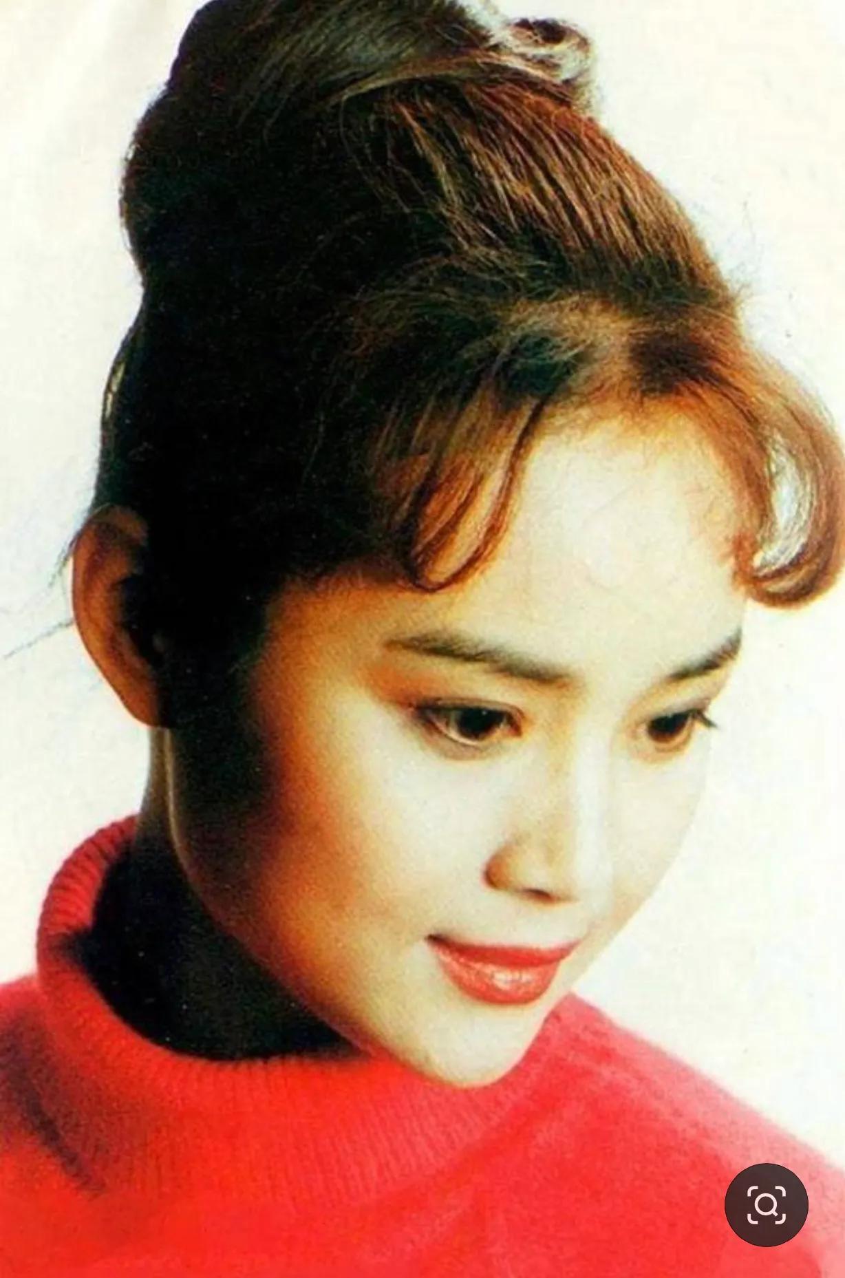 大陸女明星排名，璀璨閃耀的華語娛樂圈之光，大陸女明星璀璨閃耀，華語娛樂圈之光排名榜單