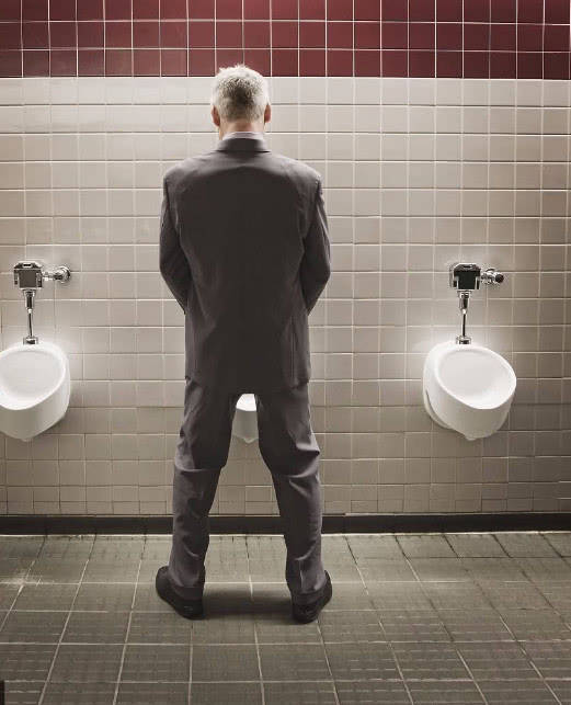 晚上尿次數(shù)多，原因解析與關(guān)注建議，夜間排尿頻繁，原因分析及關(guān)注建議