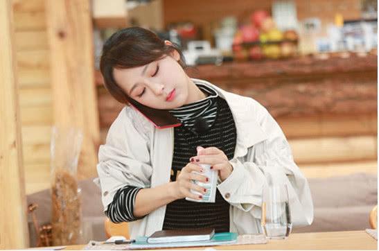 演員王珂為何不溫不火？——深度解析其演藝之路，演員王珂演藝之路解析，為何未能大紅大紫？深度探究其演藝生涯。