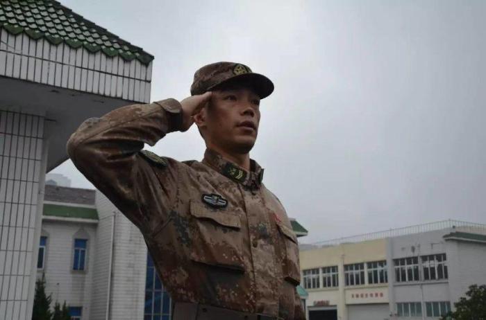 軍士長等級(jí)制度詳解，軍士長究竟分為幾級(jí)？，軍士長等級(jí)制度深度解析，軍士長究竟分為哪幾個(gè)級(jí)別？