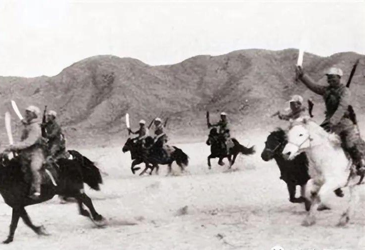 西路軍，歷史回顧與深入解析，西路軍歷史回顧與深度解析，戰(zhàn)略決策與戰(zhàn)爭(zhēng)影響研究