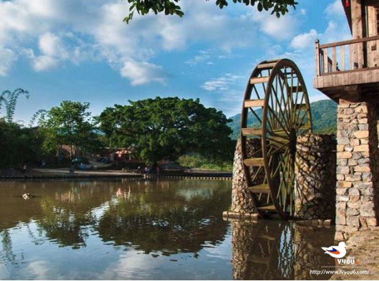 南方旅游，探索美麗的秘境，體驗(yàn)獨(dú)特的文化，南方旅游探秘，領(lǐng)略獨(dú)特文化，發(fā)現(xiàn)美麗秘境