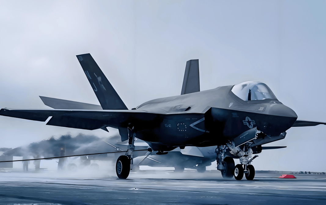 揭秘殲-30戰(zhàn)斗機(jī)的先進(jìn)技術(shù)與獨(dú)特優(yōu)勢(shì)，揭秘殲-30戰(zhàn)斗機(jī)的尖端科技與獨(dú)特優(yōu)勢(shì)