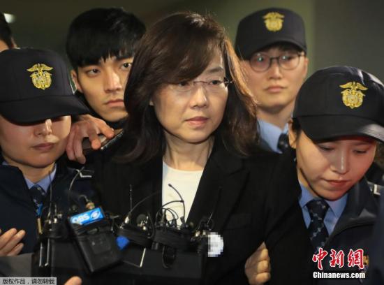 新澳門(mén)2025年資料大全官家婆，探索未來(lái)的奧秘與機(jī)遇，澳門(mén)未來(lái)展望，揭秘機(jī)遇與奧秘的2025年資料大全官家婆