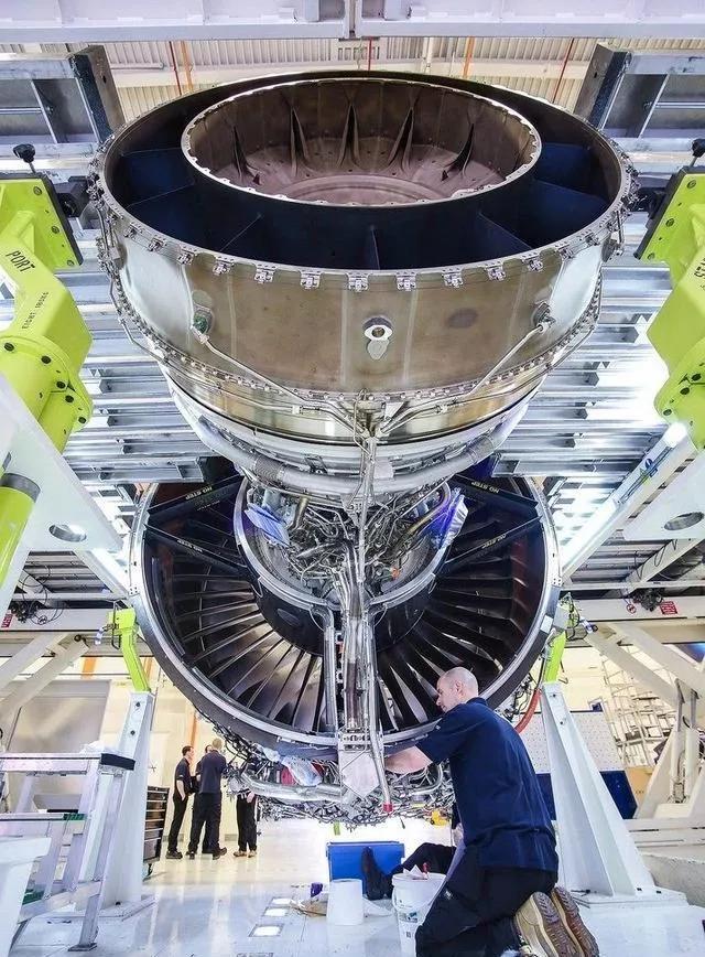 殲-35可能即將首飛，探索新一代戰(zhàn)斗機的技術(shù)前沿，殲-35即將首飛，探索新一代戰(zhàn)斗機技術(shù)前沿的里程碑