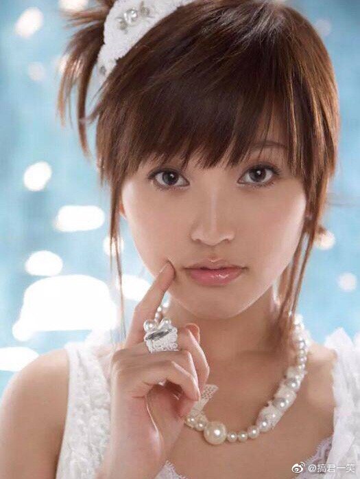 金莎個(gè)人資料簡(jiǎn)介及，璀璨明星的閃耀人生，金莎個(gè)人資料簡(jiǎn)介，璀璨明星的閃耀人生之路