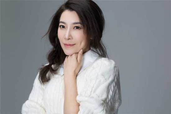 張棪琰個人資料，深度解析一位才華橫溢的藝人，張棪琰個人檔案及才華深度解析