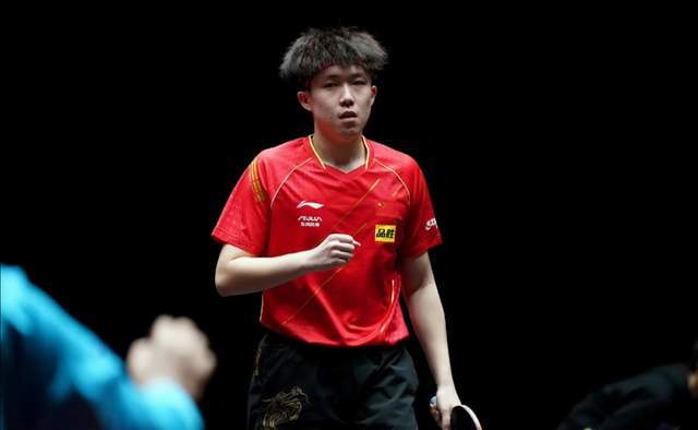 國(guó)乒太子王楚欽的家境背景深度解析，王楚欽的家境背景深度解析