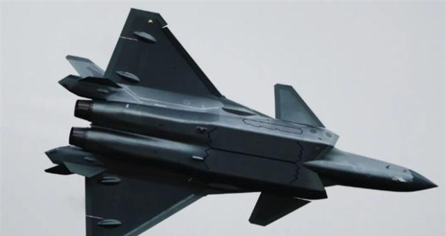 六代機(jī)首飛殲-20，中國航空工業(yè)的里程碑事件，中國航空工業(yè)的里程碑，殲-20六代機(jī)首飛成功