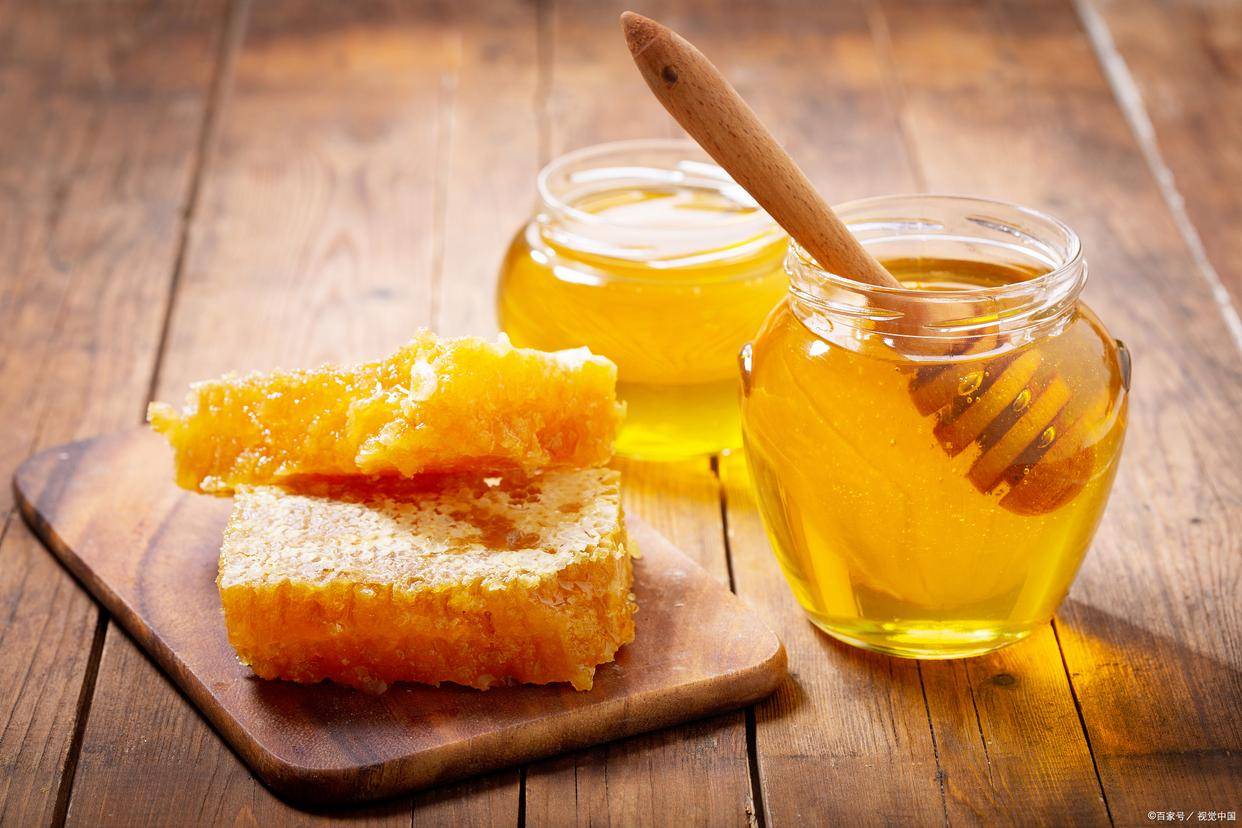 長期喝蜂蜜水的好處，健康生活的甜蜜選擇，長期喝蜂蜜水的好處，甜蜜生活的健康之選