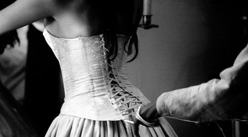 如何自己判斷子宮下垂，子宮下垂的自我判斷方法