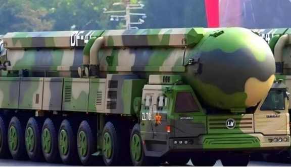 東風(fēng)41能否擊沉航母？解析與探討，東風(fēng)41能否擊沉航母？深度解析與探討