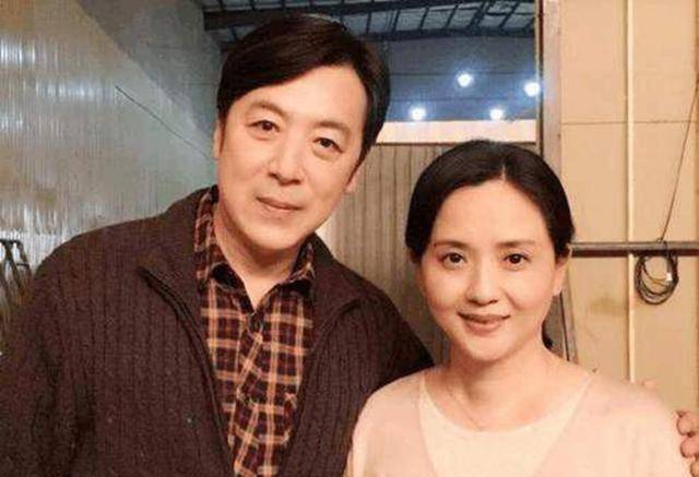 演員胡靜的老公朱亞文，職業(yè)背景與人生軌跡探究，胡靜老公朱亞文，職業(yè)背景與人生軌跡揭秘