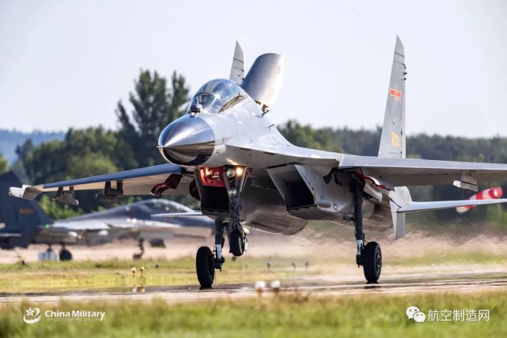 殲-11B戰(zhàn)斗機(jī)參數(shù)詳解，殲-11B戰(zhàn)斗機(jī)性能參數(shù)全面解析