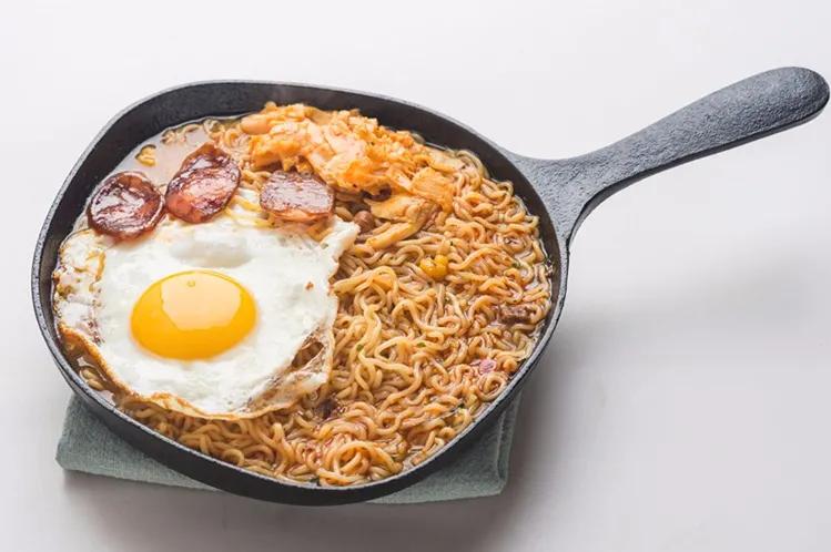 牛奶不能和什么一起吃，深入了解食物搭配的重要性，牛奶的食物搭配禁忌，深入了解食物搭配的重要性