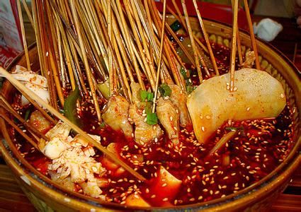 成都特色美食小吃，一場味蕾的盛宴，成都美食盛宴，特色小吃，味蕾之旅