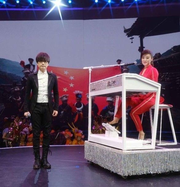 重溫歷史精彩瞬間，2009國(guó)慶盛典回放，重溫歷史精彩瞬間，回顧2009國(guó)慶盛典的回放時(shí)刻