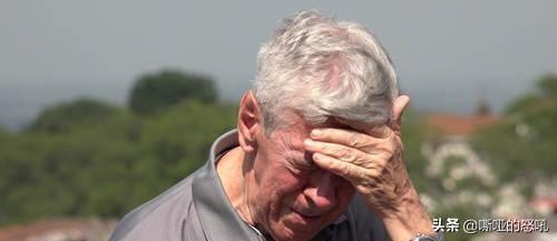 九個癥狀暗示老人陽壽將盡，深度解析與應(yīng)對策略，老人臨終征兆深度解析，九個癥狀揭示陽壽將盡與應(yīng)對策略